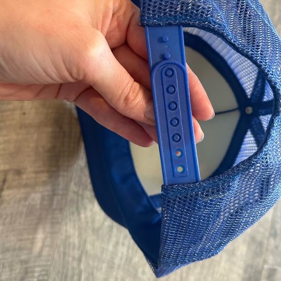 VTG Trucker Hat- baseball hat, blue mesh back. magnum Trailers, Y2K hat - Picture 5 of 6